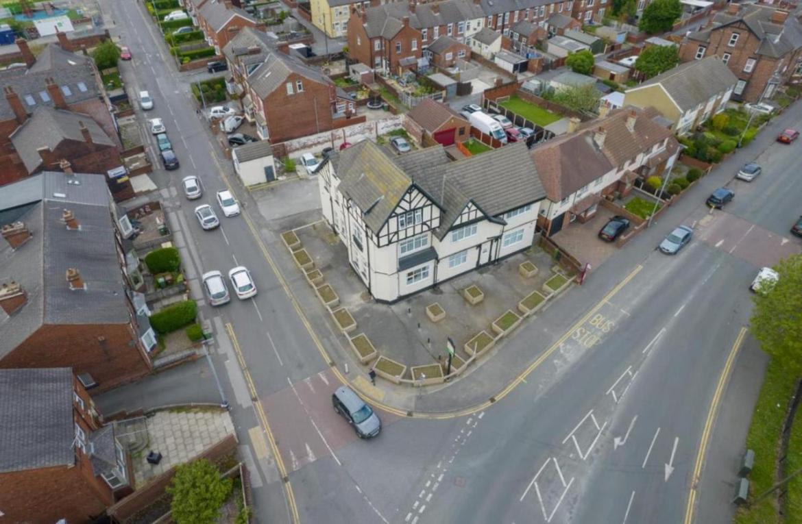 Free Parking- Sandal Park View Wakefield